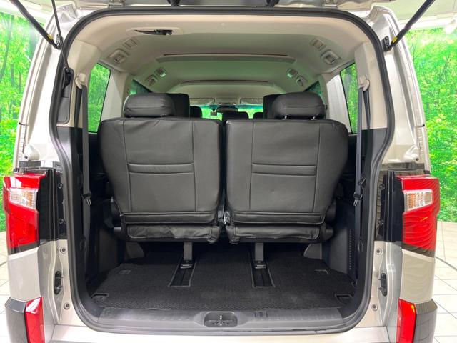 デリカＤ：５ Ｐ　純正１０．１型ナビ　電動ステップレス　バックカメラ　レーダークルーズ　バックドア　衝突軽減　シートヒーター　ＥＴＣ　ドラレコ　シートカバー　スマートキー　ナビ取付パッケージ＋後席モニター取付パッケージ（31枚目）