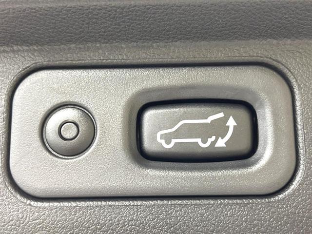 デリカＤ：５ Ｐ　純正１０．１型ナビ　電動ステップレス　バックカメラ　レーダークルーズ　バックドア　衝突軽減　シートヒーター　ＥＴＣ　ドラレコ　シートカバー　スマートキー　ナビ取付パッケージ＋後席モニター取付パッケージ（33枚目）