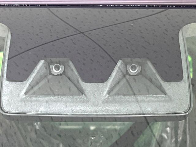 �y�X�}�[�g�A�V�X�g�z���s���ɑO���̎ԗ�����F�����A�Փ˂������Ȏ��͌x��ƃu���[�L�ŏՓˉ���Ɣ�Q�y�����A�V�X�g�B�����S�Ƀh���C�u�����y���݂��������܂��B