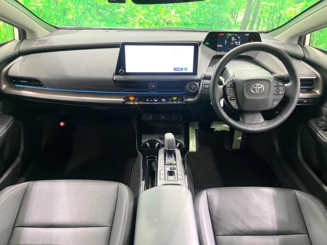 プリウス Ｚ　禁煙車　メーカー１２型ナビ　モデリスタエアロ　全周囲カメラ　衝突軽減装置　パワーバックドア　パワーシート　ハーフレザーシート　シートベンチレーション　ドラレコ　ＥＴＣ　コーナーセンサー　ＬＥＤヘッド（2枚目）