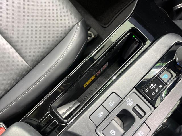 プリウス Ｚ　禁煙車　メーカー１２型ナビ　モデリスタエアロ　全周囲カメラ　衝突軽減装置　パワーバックドア　パワーシート　ハーフレザーシート　シートベンチレーション　ドラレコ　ＥＴＣ　コーナーセンサー　ＬＥＤヘッド（39枚目）