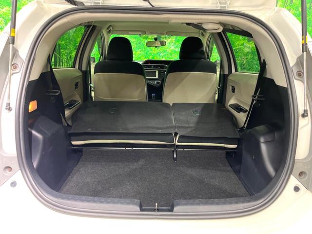 アクア Ｓ　禁煙車　純正ＳＤナビ　バックカメラ　スマートキー　ＬＥＤヘッドライト　オートライト　オートエアコン　ＣＤ　ＤＶＤ再生　地デジ　電動格納ミラー（11枚目）