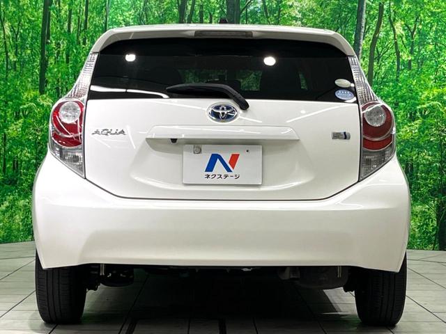 アクア Ｓ　禁煙車　純正ＳＤナビ　バックカメラ　スマートキー　ＬＥＤヘッドライト　オートライト　オートエアコン　ＣＤ　ＤＶＤ再生　地デジ　電動格納ミラー（16枚目）