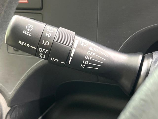 アクア Ｓ　禁煙車　純正ＳＤナビ　バックカメラ　スマートキー　ＬＥＤヘッドライト　オートライト　オートエアコン　ＣＤ　ＤＶＤ再生　地デジ　電動格納ミラー（28枚目）