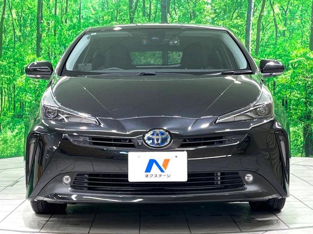 プリウス Ｓツーリングセレクション・ブラックエディション　８インチＤＡ　全周囲カメラ　衝突被害軽減システム　レーダークルーズ　禁煙車　ドラレコ　コーナーセンサー　スマートキー　ＬＥＤヘッド　ビルトインＥＴＣ　純正１７インチアルミ　オートハイビーム（15枚目）