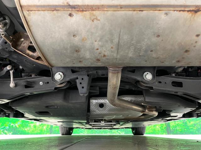 プリウス Ｓツーリングセレクション・ブラックエディション　８インチＤＡ　全周囲カメラ　衝突被害軽減システム　レーダークルーズ　禁煙車　ドラレコ　コーナーセンサー　スマートキー　ＬＥＤヘッド　ビルトインＥＴＣ　純正１７インチアルミ　オートハイビーム（21枚目）