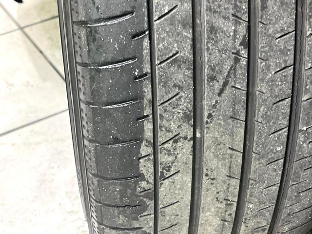 プリウス Ｓツーリングセレクション・ブラックエディション　８インチＤＡ　全周囲カメラ　衝突被害軽減システム　レーダークルーズ　禁煙車　ドラレコ　コーナーセンサー　スマートキー　ＬＥＤヘッド　ビルトインＥＴＣ　純正１７インチアルミ　オートハイビーム（60枚目）