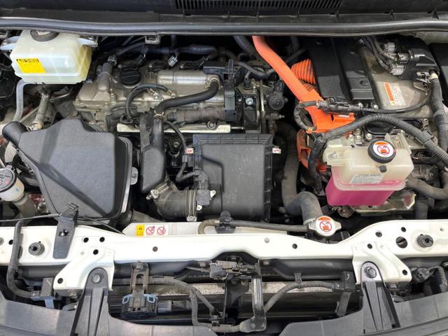 ノア ハイブリッドSi フリップダウン 両側電動ドア 純正9インチナビ バックカメラ 衝突軽減 禁煙車 ドラレコ コーナーセンサー スマートキー LEDヘッド ビルトインETC レーダークルーズ 純正16インチアルミ(19枚目)