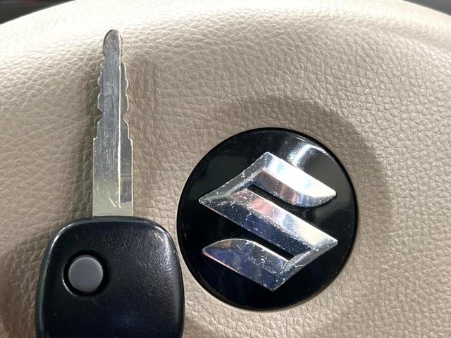 アルト Ｇ　禁煙車　エアコン　キーレス　ドアバイザー　プライバシーガラス　電動格納ミラー　ＣＤ再生（5枚目）