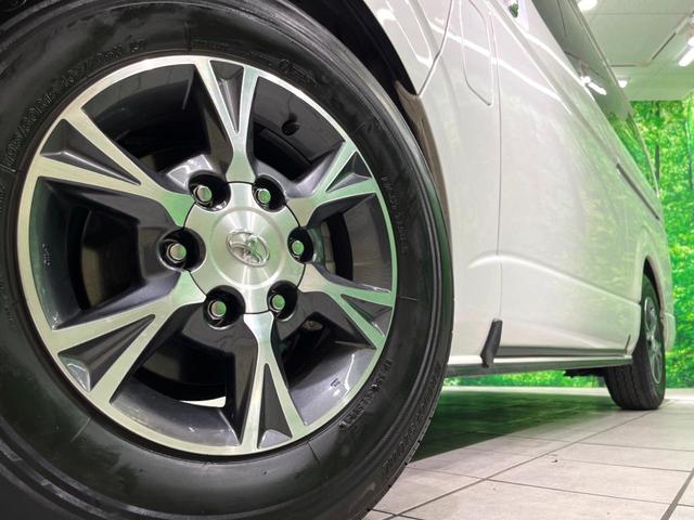 ハイエースバン スーパーＧＬ　ダークプライムＩＩ　両側電動ドア　純正ＳＤナビ　後席モニター　全周囲カメラ　衝突被害軽減システム　禁煙車　ハーフレザーシート　コーナーセンサー　スマートキー　ＬＥＤヘッド　ＥＴＣ２．０　クルコン　純正１５インチアルミ（15枚目）