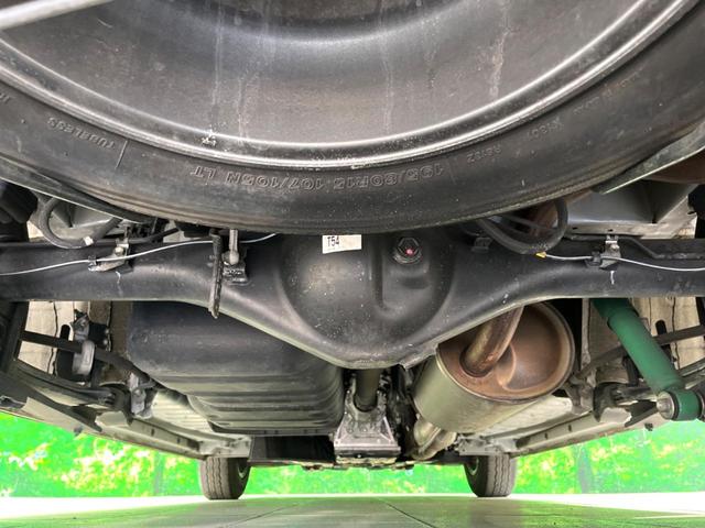 ハイエースバン スーパーＧＬ　ダークプライムＩＩ　両側電動ドア　純正ＳＤナビ　後席モニター　全周囲カメラ　衝突被害軽減システム　禁煙車　ハーフレザーシート　コーナーセンサー　スマートキー　ＬＥＤヘッド　ＥＴＣ２．０　クルコン　純正１５インチアルミ（19枚目）