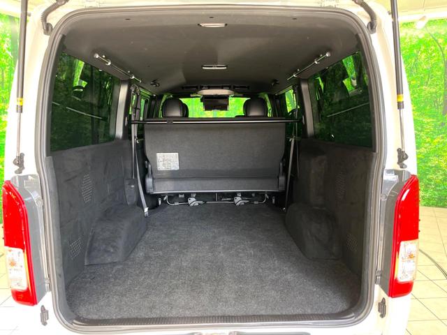 ハイエースバン スーパーＧＬ　ダークプライムＩＩ　両側電動ドア　純正ＳＤナビ　後席モニター　全周囲カメラ　衝突被害軽減システム　禁煙車　ハーフレザーシート　コーナーセンサー　スマートキー　ＬＥＤヘッド　ＥＴＣ２．０　クルコン　純正１５インチアルミ（30枚目）