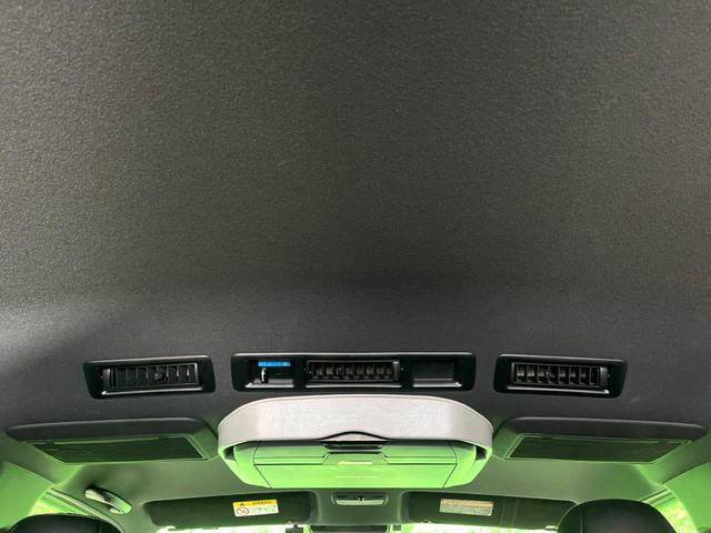 ハイエースバン スーパーＧＬ　ダークプライムＩＩ　両側電動ドア　純正ＳＤナビ　後席モニター　全周囲カメラ　衝突被害軽減システム　禁煙車　ハーフレザーシート　コーナーセンサー　スマートキー　ＬＥＤヘッド　ＥＴＣ２．０　クルコン　純正１５インチアルミ（32枚目）
