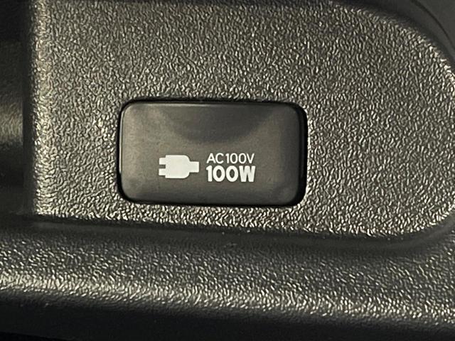 ハイエースバン スーパーＧＬ　ダークプライムＩＩ　両側電動ドア　純正ＳＤナビ　後席モニター　全周囲カメラ　衝突被害軽減システム　禁煙車　ハーフレザーシート　コーナーセンサー　スマートキー　ＬＥＤヘッド　ＥＴＣ２．０　クルコン　純正１５インチアルミ（44枚目）