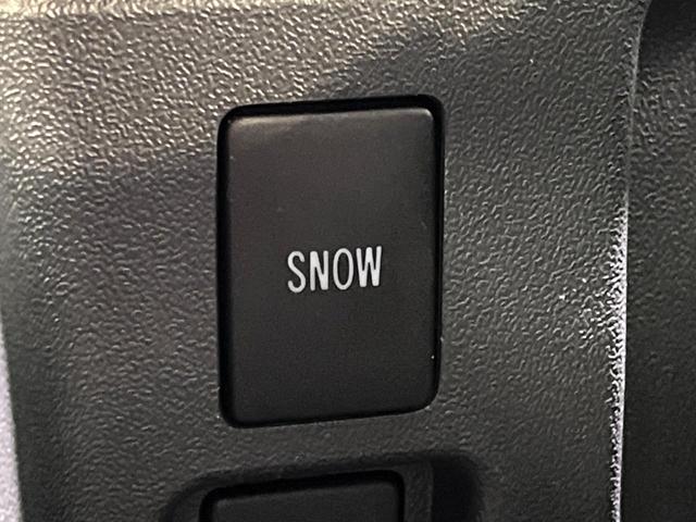 ハイエースバン スーパーＧＬ　ダークプライムＩＩ　両側電動ドア　純正ＳＤナビ　後席モニター　全周囲カメラ　衝突被害軽減システム　禁煙車　ハーフレザーシート　コーナーセンサー　スマートキー　ＬＥＤヘッド　ＥＴＣ２．０　クルコン　純正１５インチアルミ（52枚目）