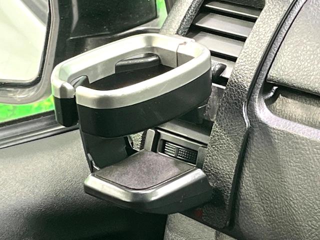 ハイエースバン スーパーＧＬ　ダークプライムＩＩ　両側電動ドア　純正ＳＤナビ　後席モニター　全周囲カメラ　衝突被害軽減システム　禁煙車　ハーフレザーシート　コーナーセンサー　スマートキー　ＬＥＤヘッド　ＥＴＣ２．０　クルコン　純正１５インチアルミ（54枚目）