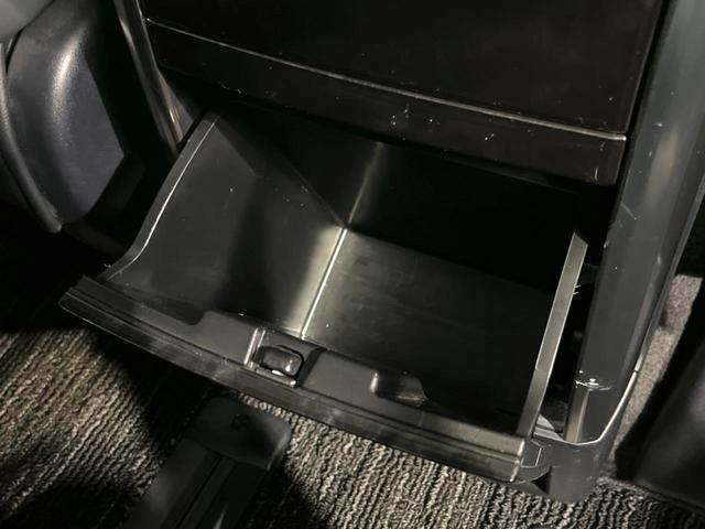 アルファード ２．５Ｓ　Ｃパッケージ　後期　モデリスタエアロ　純正１０インチナビ　後席モニター　三眼ＬＥＤヘッド　バックカメラ　ＥＴＣ　フルセグ　両側電動　Ｂｌｕｅｔｏｏｔｈ　ドラレコ　衝突軽減　レーダークルーズ　合皮レ（39枚目）