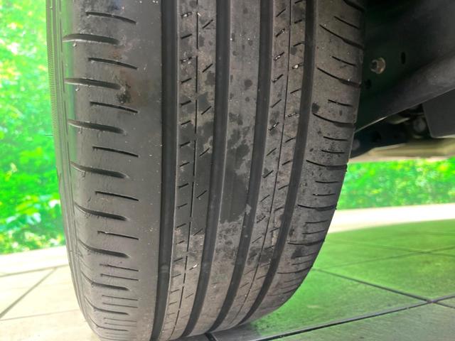 ＲＡＶ４ Ｘ　純正ディスプレイ　バックカメラ　衝突被害軽減システム　レーダークルーズ　禁煙車　コーナーセンサー　スマートキー　ＬＥＤヘッド　ビルトインＥＴＣ　純正１８インチアルミ　車線逸脱警報　オートライト（56枚目）