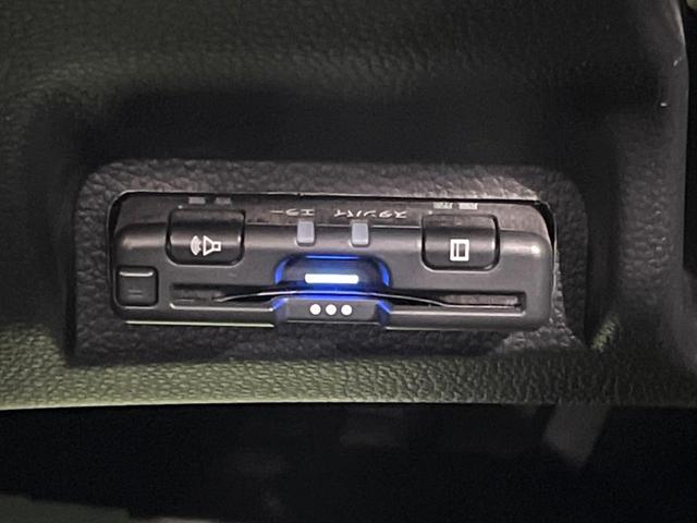 ヴェゼル e:HEV Z 10インチフローティングナビ バックカメラ 寒冷地仕様 衝突軽減 電動リアゲート ハーフレザーシート ドラレコ コーナーセンサー スマートキー LEDヘッド ETC 純正16インチアルミ(6枚目)