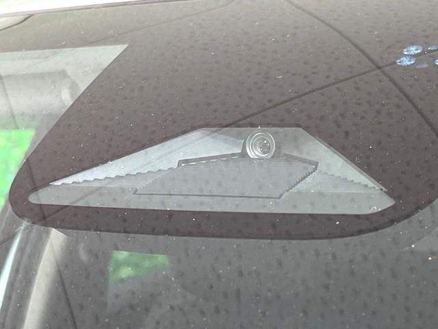 ヴェゼル e:HEV Z 10インチフローティングナビ バックカメラ 寒冷地仕様 衝突軽減 電動リアゲート ハーフレザーシート ドラレコ コーナーセンサー スマートキー LEDヘッド ETC 純正16インチアルミ(8枚目)