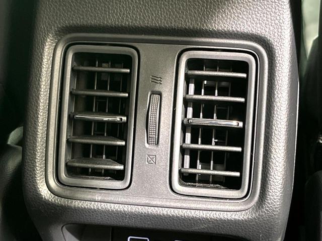 ヴェゼル e:HEV Z 10インチフローティングナビ バックカメラ 寒冷地仕様 衝突軽減 電動リアゲート ハーフレザーシート ドラレコ コーナーセンサー スマートキー LEDヘッド ETC 純正16インチアルミ(37枚目)