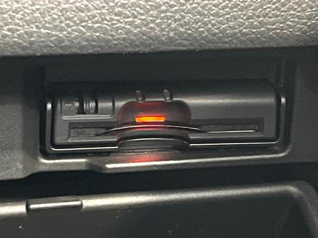 セレナ ハイウェイスター　Ｓ－ハイブリッド　Ｖセレクション　純正ナビ　後席モニター　両側電動スライドドア　バックカメラ　ＥＴＣ　ＨＩＤヘッド　フルセグ　オートエアコン　スマートキー　Ｂｌｕｅｔｏｏｔｈ再生　ＣＤ／ＤＶＤ再生　純正１６インチＡＷ（7枚目）