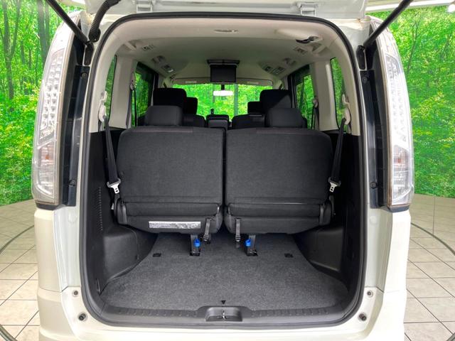 セレナ ハイウェイスター　Ｓ－ハイブリッド　Ｖセレクション　純正ナビ　後席モニター　両側電動スライドドア　バックカメラ　ＥＴＣ　ＨＩＤヘッド　フルセグ　オートエアコン　スマートキー　Ｂｌｕｅｔｏｏｔｈ再生　ＣＤ／ＤＶＤ再生　純正１６インチＡＷ（13枚目）