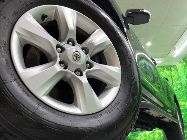 �y�����P�V�C���`�A���~�z�C�[���z�O�ςɃ}�b�`���������A���~�z�C�[���𑕒����Ă���܂��B�e��ЊO�A���~�z�C�[����A�X�^�b�h���X�^�C�����戵�����Ă���܂��B���񂲑��k����������