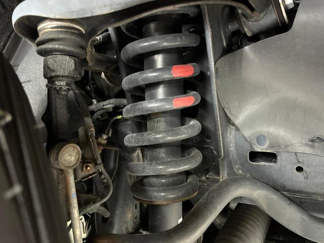 ランドクルーザープラド ＴＸ　Ｌパッケージ　後期　サンルーフ　７人　ベージュ革内装　ブラックルーフレール　純正７インチナビ　ＥＴＣ　ドラレコ　衝突軽減　レーダークルーズ（21枚目）