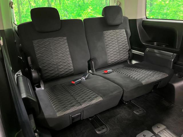 デリカＤ：５ Ｇ　禁煙車　ＢＩＧ－Ｘ１０型ＤＡ　４ＷＤ　ディーゼル（軽油）　両側電動スライドドア　バックカメラ　衝突軽減装置　レーダークルーズ　ＬＥＤヘッド　ＥＴＣ　純正１８インチＡＷ　オートライト　デュアルエアコン（11枚目）