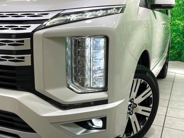 デリカＤ：５ Ｇ　禁煙車　ＢＩＧ－Ｘ１０型ＤＡ　４ＷＤ　ディーゼル（軽油）　両側電動スライドドア　バックカメラ　衝突軽減装置　レーダークルーズ　ＬＥＤヘッド　ＥＴＣ　純正１８インチＡＷ　オートライト　デュアルエアコン（14枚目）