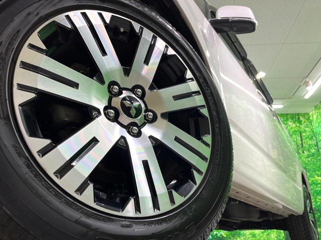 デリカＤ：５ Ｇ　禁煙車　ＢＩＧ－Ｘ１０型ＤＡ　４ＷＤ　ディーゼル（軽油）　両側電動スライドドア　バックカメラ　衝突軽減装置　レーダークルーズ　ＬＥＤヘッド　ＥＴＣ　純正１８インチＡＷ　オートライト　デュアルエアコン（15枚目）