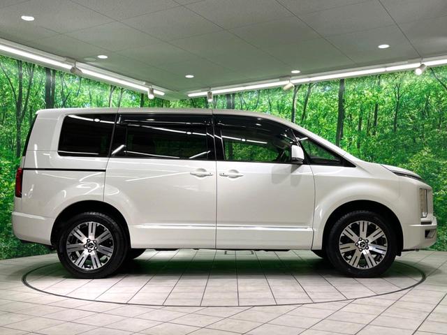 デリカＤ：５ Ｇ　禁煙車　ＢＩＧ－Ｘ１０型ＤＡ　４ＷＤ　ディーゼル（軽油）　両側電動スライドドア　バックカメラ　衝突軽減装置　レーダークルーズ　ＬＥＤヘッド　ＥＴＣ　純正１８インチＡＷ　オートライト　デュアルエアコン（25枚目）