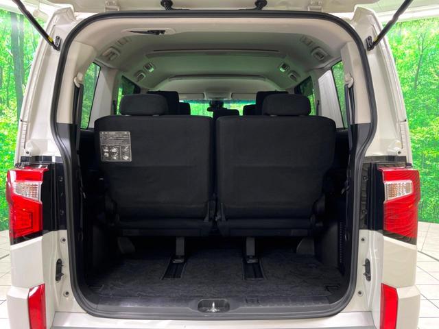 デリカＤ：５ Ｇ　禁煙車　ＢＩＧ－Ｘ１０型ＤＡ　４ＷＤ　ディーゼル（軽油）　両側電動スライドドア　バックカメラ　衝突軽減装置　レーダークルーズ　ＬＥＤヘッド　ＥＴＣ　純正１８インチＡＷ　オートライト　デュアルエアコン（47枚目）