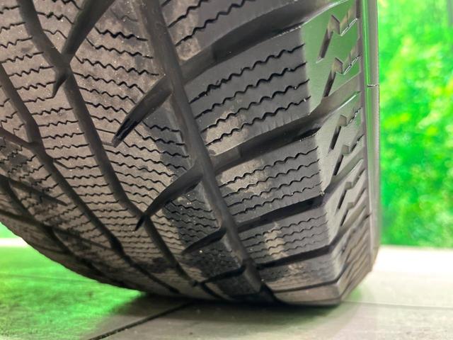 デリカＤ：５ Ｇ　禁煙車　ＢＩＧ－Ｘ１０型ＤＡ　４ＷＤ　ディーゼル（軽油）　両側電動スライドドア　バックカメラ　衝突軽減装置　レーダークルーズ　ＬＥＤヘッド　ＥＴＣ　純正１８インチＡＷ　オートライト　デュアルエアコン（65枚目）