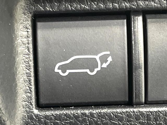 ハリアー Ｇ　モデリスタエアロ　純正８型ディスプレイオーディオ　バックカメラ　衝突軽減　禁煙車　レーダークルーズ　ハーフレザーシート　パワーシート　ドラレコ　ＥＴＣ　コーナーセンサー　スマートキー　ＬＥＤヘッド（53枚目）