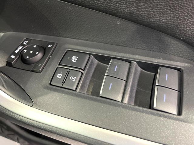 ＲＡＶ４ Ｇ　サンルーフ　純正１０インチＤＡ　全周囲カメラ　ＢＳＭ　デジタルインナーミラー　ステアリングヒーター　パワーバックドア　ＥＴＣ　シートベンチレーション　衝突軽減　レーダークルーズ（61枚目）