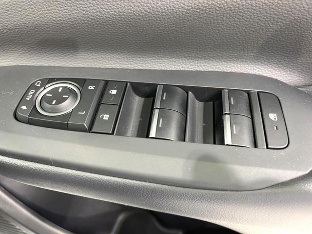 プリウス Ｇ　純正８型ＤＡ　バックカメラ　ＢＳＭ　衝突軽減　レーダークルーズ　ドラレコ　ＡＣ１００電源　シートヒーター　コーナーセンサー　スマートキー　ＬＥＤヘッド　ＥＴＣ２．０　純正１９インチアルミ（57枚目）