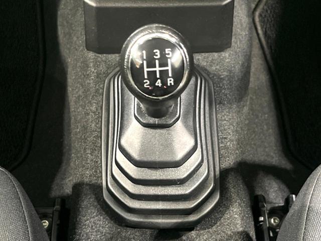 ジムニー ＸＣ　ＭＴ車　ナビ　バックカメラ　衝突軽減　ＬＥＤヘッド　クルーズコントロール　シートヒーター　フルセグ　オートエアコン　スマートキー（3枚目）
