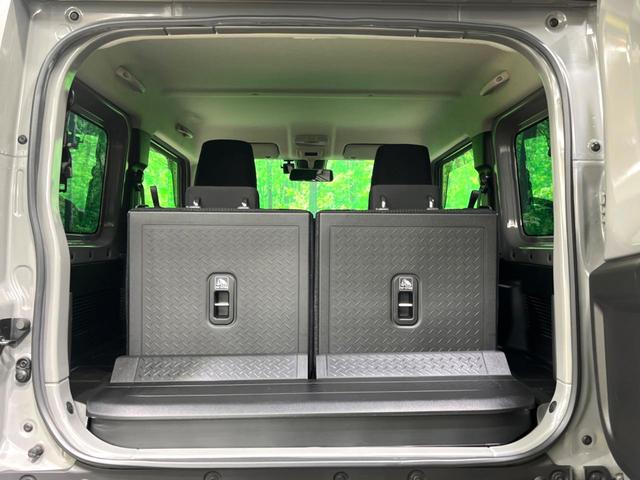ジムニー ＸＣ　ＭＴ車　ナビ　バックカメラ　衝突軽減　ＬＥＤヘッド　クルーズコントロール　シートヒーター　フルセグ　オートエアコン　スマートキー（10枚目）