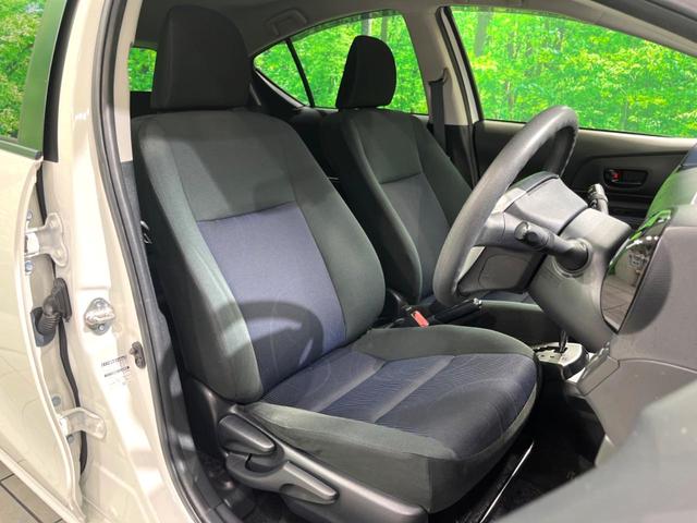 アクア Ｓ　オーディオ　シートヒーター　スマートキー　オートエアコン　横滑り防止　電動格納ミラー（9枚目）