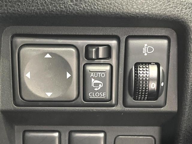 �y�d���i�[�~���[�z�T�C�h�~���[�͓d���i�[���ƂȂ��Ă���A�������ԏ�ł��L�Y�������X�N��}�����܂��B