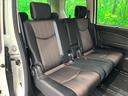 後部座席も気になるようなキズ・汚れやへたり等、大きなダメージはなく、良好な状態です。