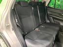 後部座席も気になるようなキズ・汚れやへたり等、大きなダメージはなく、良好な状態です。