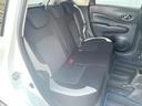 後部座席も気になるようなキズ・汚れやへたり等、大きなダメージはなく、良好な状態です。