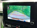 カローラクロス ハイブリッド Z 禁煙車 純正8インチディスプレイオーディオ バックカメラ 衝突軽減装置 レーダークルーズ ドラレコ ETC 電動リアゲート ハーフレザーシート パワーシート LEDヘッド/フォグ デュアルエアコン 中古車画像_4