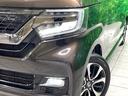 【ＬＥＤヘッドライト】悪天候や夜間走行時も良好な視界を確保し安心して運転できる高輝度ＬＥＤヘッドライトを装備！点灯速度が早く、消費電力も抑えられています。
