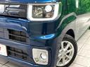 【ＬＥＤヘッドライト】悪天候や夜間走行時も良好な視界を確保し安心して運転できる高輝度ＬＥＤヘッドライトを装備！点灯速度が早く、消費電力も抑えられています。