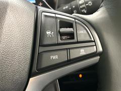 �ڥ����ץƥ��֥��롼������ȥ�����۹�®ƻϩ�Ǥ�Ĺ��Υ���Ԥ��ڤˡ�����ư��®�٤��ݤĥ��롼������ȥ����뤬�����ͷڸ������ƥ��Ϣ�Ȥ��������μ�ξ���Τ��Ƽִ֤��ݤĤ褦��®��Ĵ�ᤷ�Ƥ���ޤ����� 6