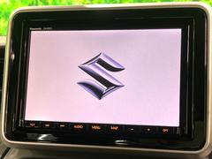 �ڽ��������ʥӡۿ͵��ν����ʥӤ������������ǥ�����ǽ�⽼�¤��Ƥ��ꡢ�£�������������³����Ф������Υ��ޥۤ�ͣУ��ץ쥤�䡼�β��ڤ������ǽ�������α�ž������˳ڤ����ʤ�ޤ����� 3